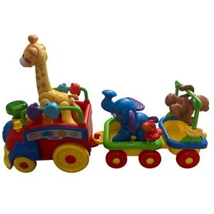 Fisher-Price Amazing Animals Go Go Train with 3 Animal Figures